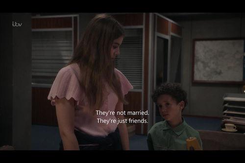 摩斯探长前传 第六季,第六季：暗影重生的谜案追踪